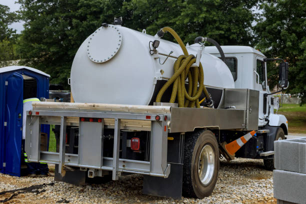 Best Porta potty delivery and setup  in Sandy Springs, GA